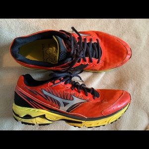 Mizuno running shoes